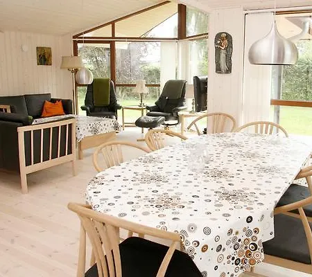 Feriehus Three-bedroom Holiday In Odder 1